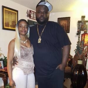 Meet your Posher, Takeia